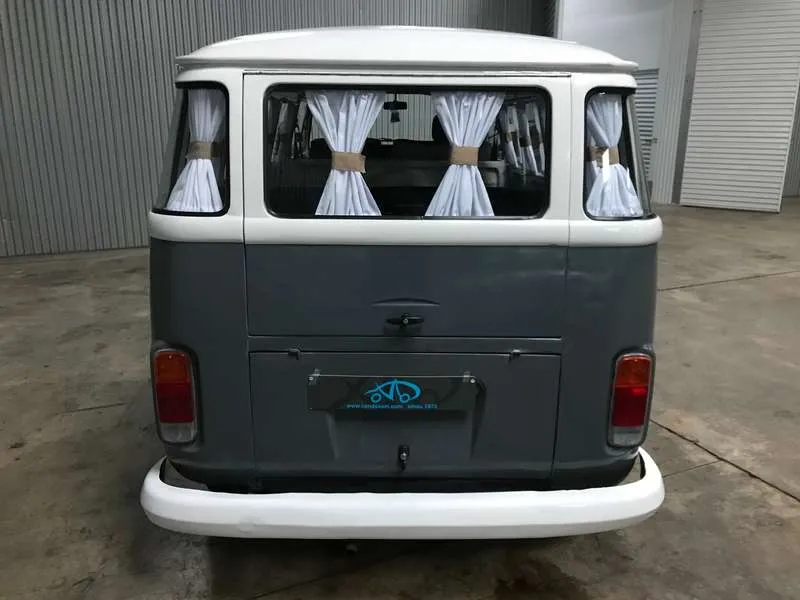 Volkswagen T2 Kombi Image 6