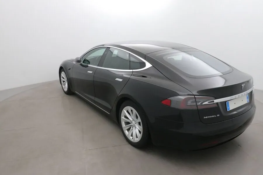 Tesla MODEL S 75D DUAL MOTOR Image 3